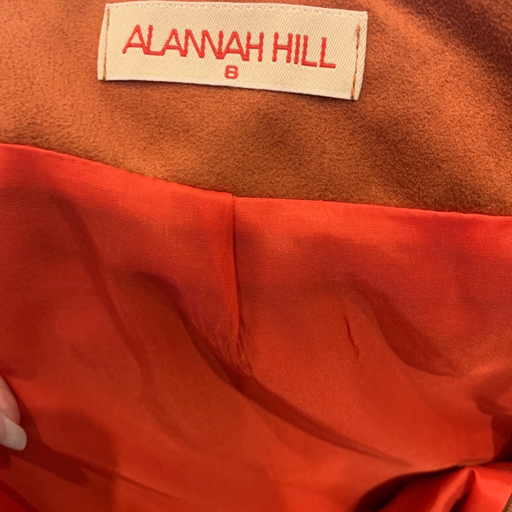 Alannah Hill lined size 8 skirt in rusty suede-look with appliqué flower detail - Picture 12 of 12